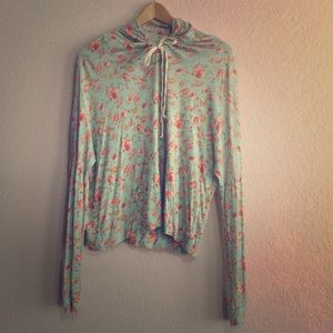 Long sleeve, thin sweater