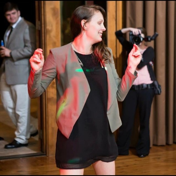 Meet your Seller!!!! - Picture 4 of 4