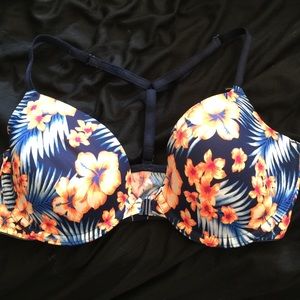ONE HOUR SALE!!🎉🎉Hawaiian print PINK T-Back Bra
