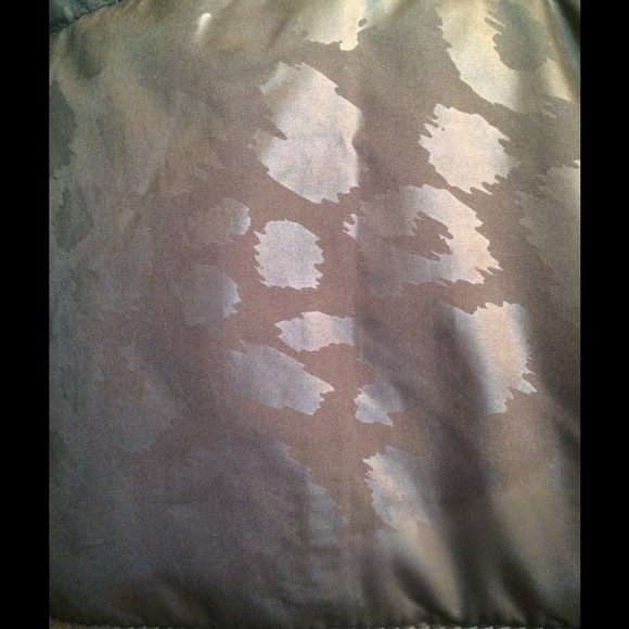 Old Navy vest - Picture 2 of 4