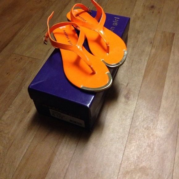 Sandal