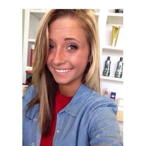 Meet your Posher, Ali