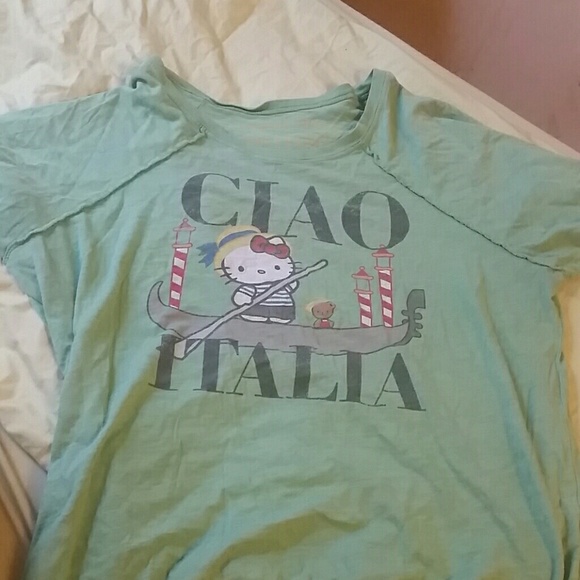 Free Tshirt with bundle purchase!! - Picture 1 of 2