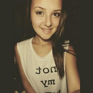 Meet your Posher, Angelique