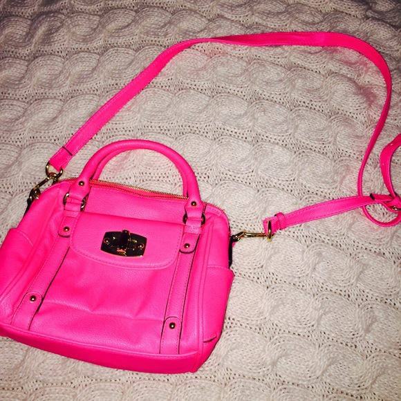 Neon Pink Crossbody bag! <EXCELLENT CONDITION>