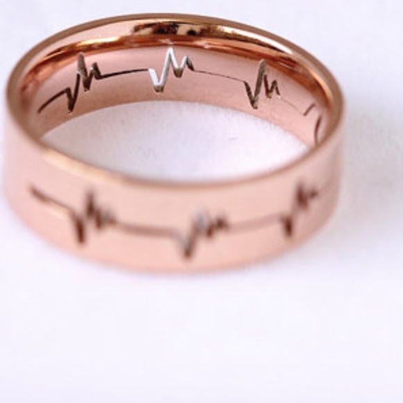 Heart beat ring - Picture 2 of 2