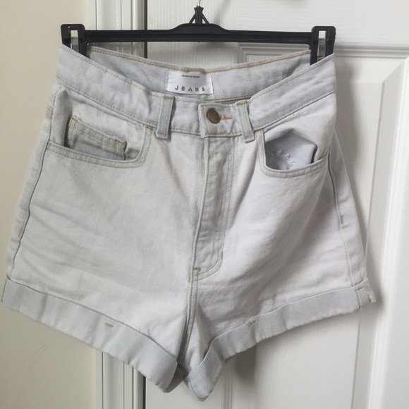 High Waist Cuff Short