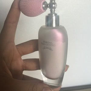 Tarina Tarantino Sparklicity Shimmering Dust