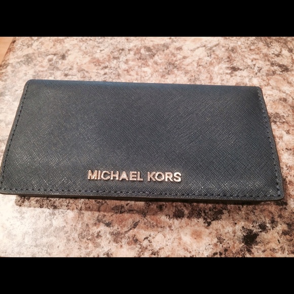 Brand new Michael kors without tags