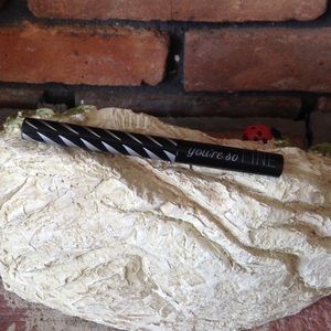 Elizabeth Mott Eyeliner