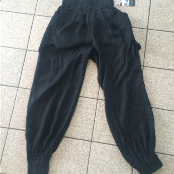 Urban outfitters poncho pants, NEW