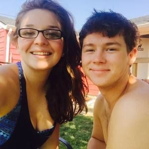 Meet your Posher, Mandy