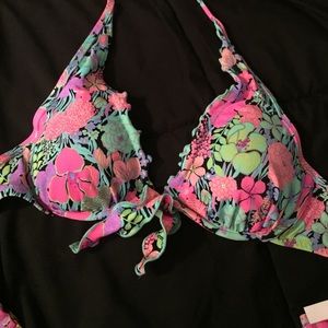 Size 34B Victoria Secret swim top