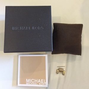 Michael Kors watch box with manual and gold link