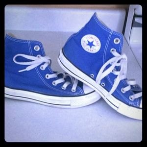 Blue high top converse