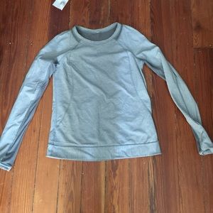 gray lululemon shirt