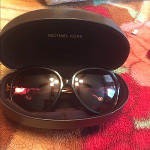 Sold sold  sunglasses new condt only worn twice