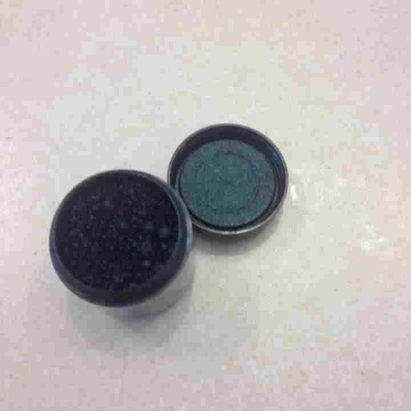 MAC - Picture 2 of 2