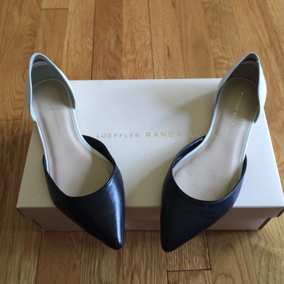💥SALE💥 💕 Loeffler Randall shoes 💕 - Picture 2 of 4