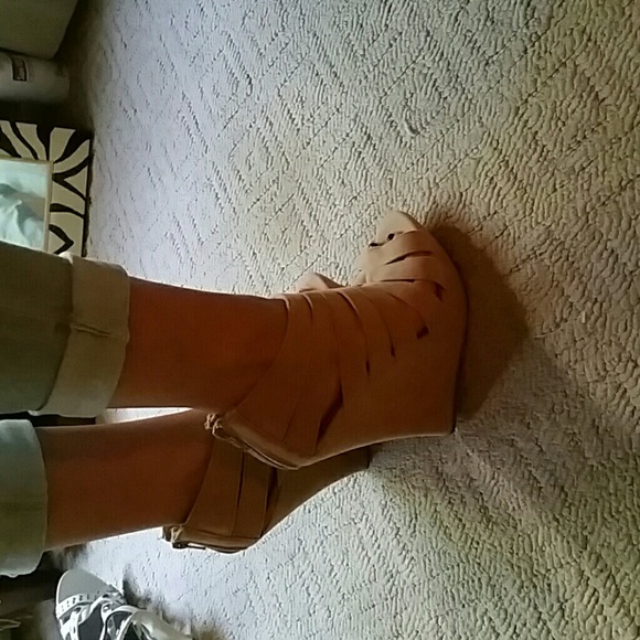 Wedges - Picture 3 of 3