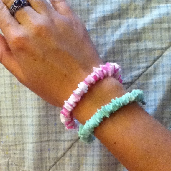 Colorful beach bracelets - Picture 2 of 2