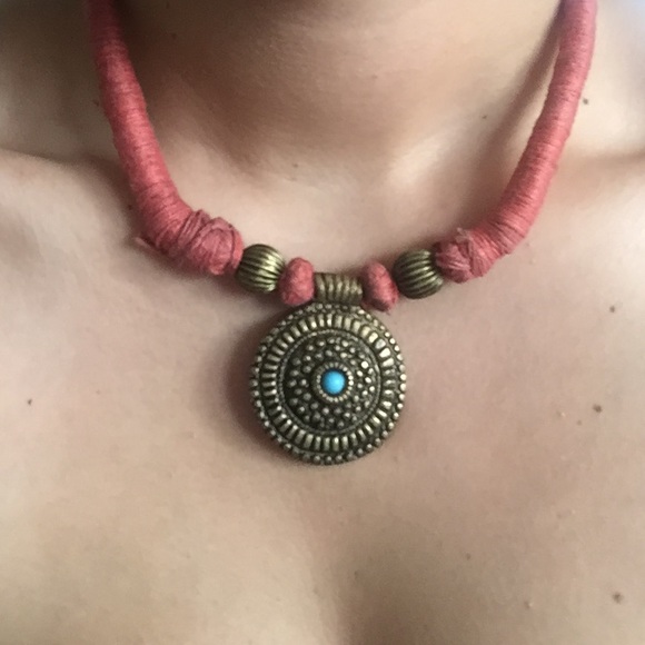Necklace - Picture 2 of 3