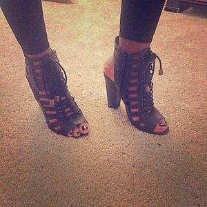 Michael Antonio Heels