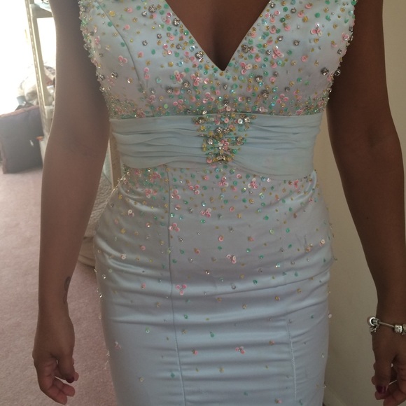 Prom dress - Picture 3 of 3