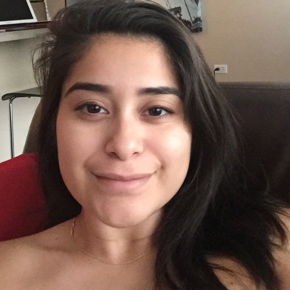 Meet your Posher, Michelle - Picture 2 of 5