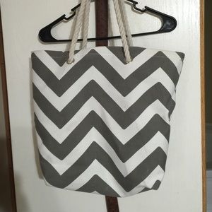 Chevron tote bag