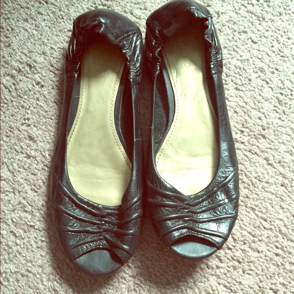 Aldo peep toe flats