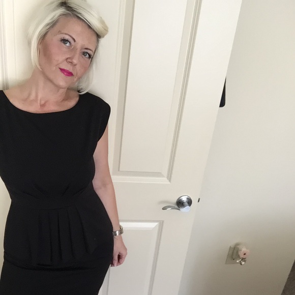 Greetings and Salutations PoshGoddesses! - Picture 3 of 4