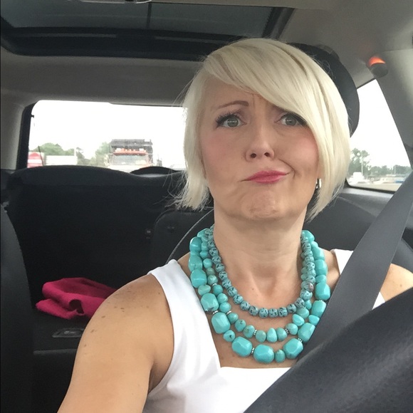 Greetings and Salutations PoshGoddesses! - Picture 4 of 4