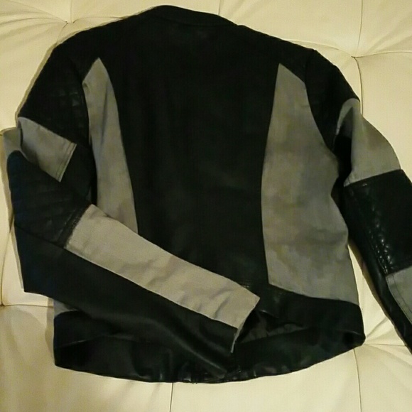 jacket - Picture 2 of 4