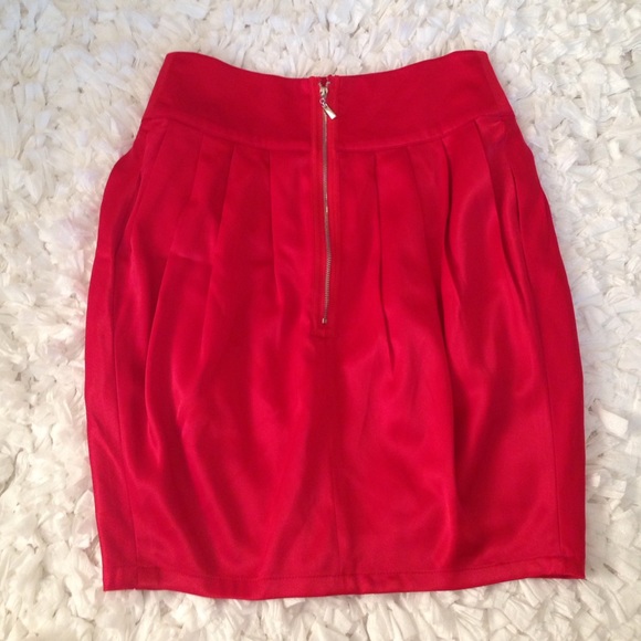 Blaque Label Red Silk Buddle Skirt - Picture 4 of 4