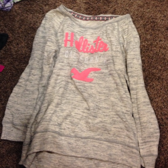 'Hollister' crew neck. Size- XS