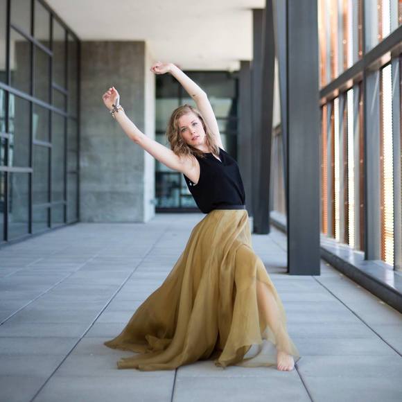 Meet your Posher, Lexie - Picture 3 of 6