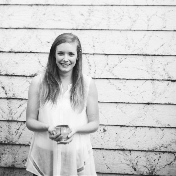 Meet your Posher, Lexie - Picture 2 of 6