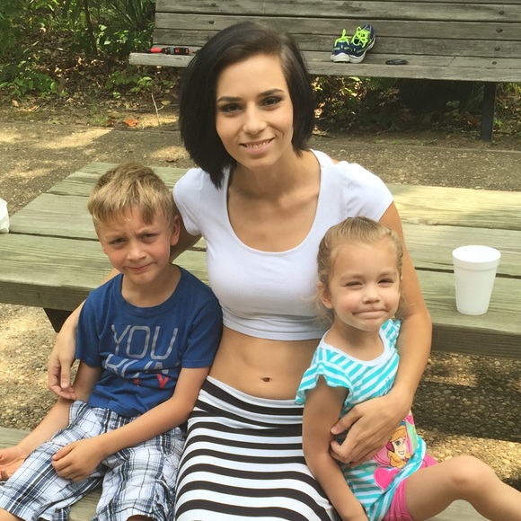 Meet the Posher, Nicole! - Picture 3 of 4