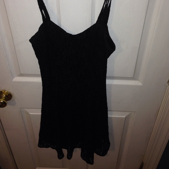 Lacy dress - Picture 2 of 2