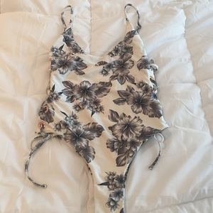 Amuse society one piece small floral swim suit new