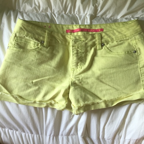 Y2K low rise Bright Jean shorts