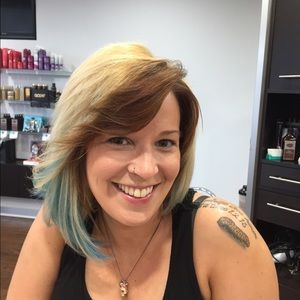 Meet your Posher, Nicole