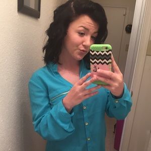 Meet your Posher, Hannah