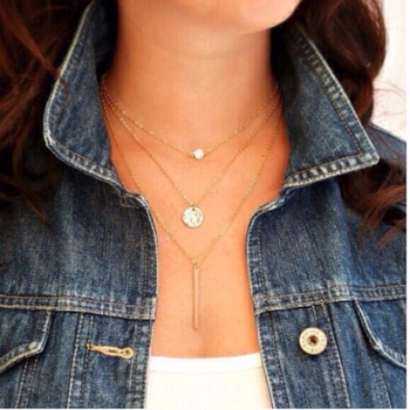 Jewelry - Triple Strand Necklace✨4 available✨