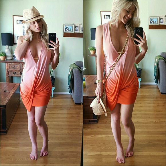 RESERVED Young Broke & Fab Gorgeous Top/Beach - Picture 4 of 4