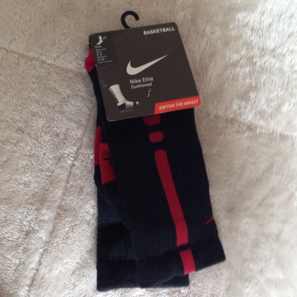 Nike elite cushioned socks