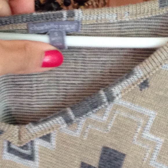 Aztec print poncho - Picture 3 of 3