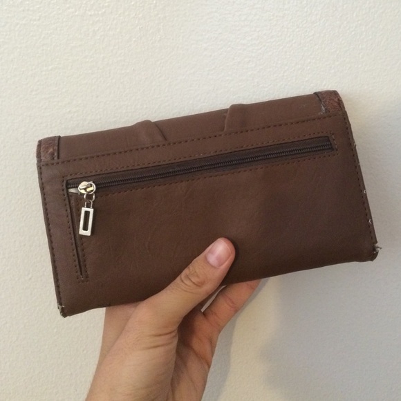Brown Leather GUESS wallet - Picture 3 of 3