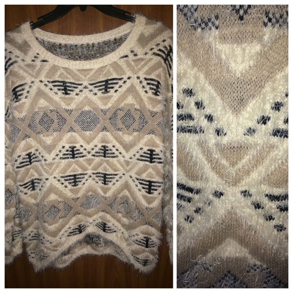 Charlotte Russe Sweaters - Cute sweater